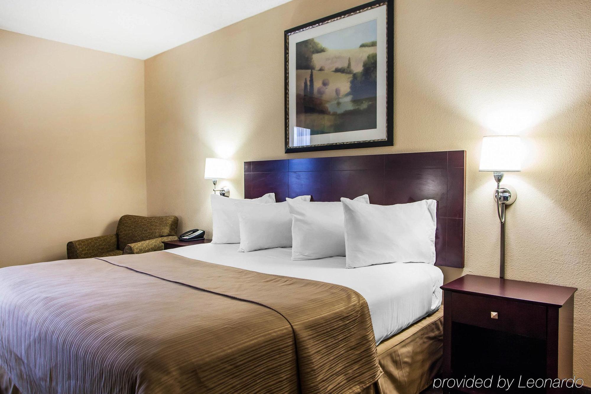 Quality Inn & Suites Peoria Exteriér fotografie